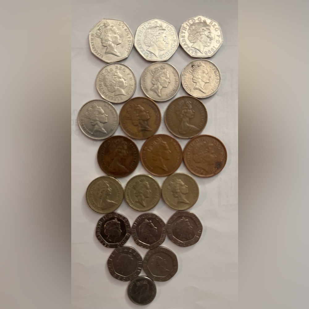Mixed Vintage British Coin Lot UK Queen Elizabeth II 50p 10p 2p £1 Coins